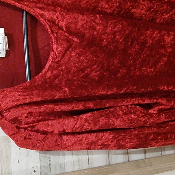 La Fete women's pantsuit.   Box 131 - Picture 3 of 5